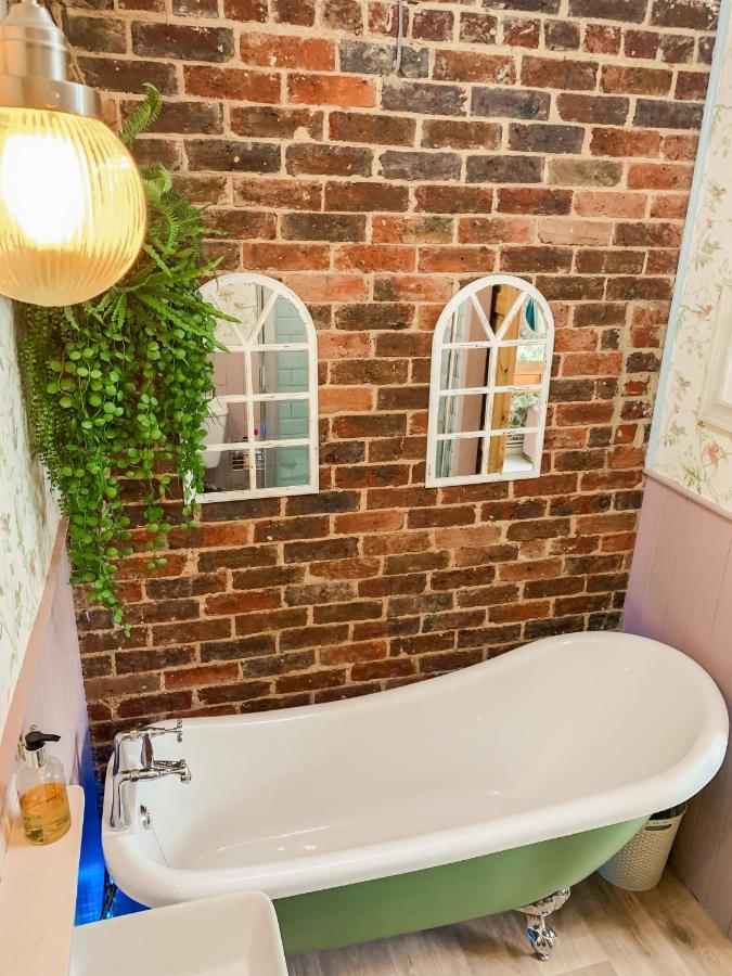 The Townhouse 101 Bed and Breakfast Sandown Εξωτερικό φωτογραφία