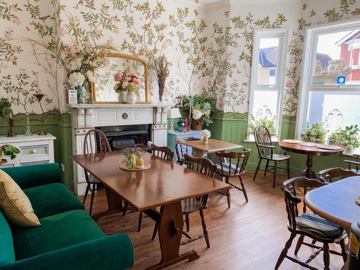 The Townhouse 101 Bed and Breakfast Sandown Εξωτερικό φωτογραφία