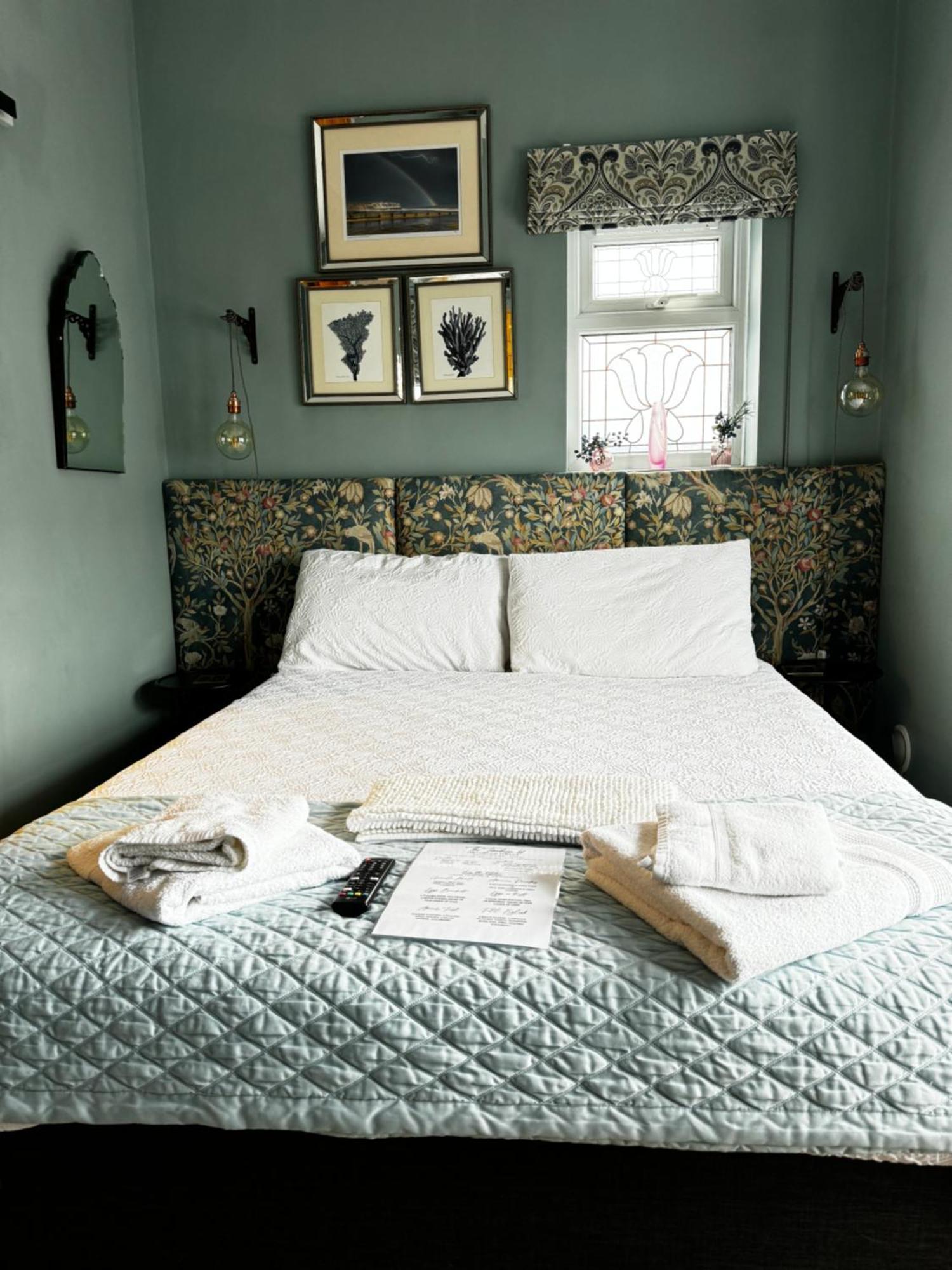 The Townhouse 101 Bed and Breakfast Sandown Εξωτερικό φωτογραφία